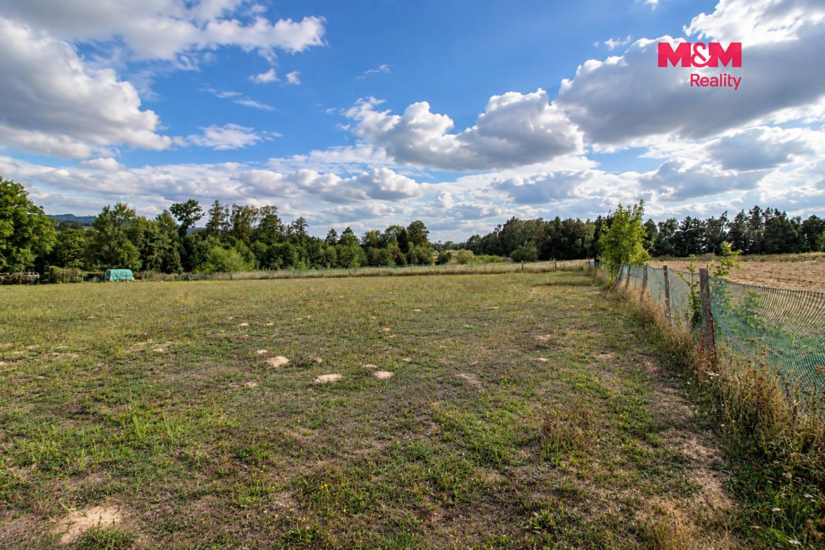 Prodej stavebního pozemku 1276 m² – fotografie 3