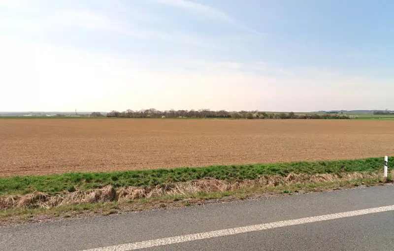 Prodej pole 17207 m², Nové Město – náhled fotky 2