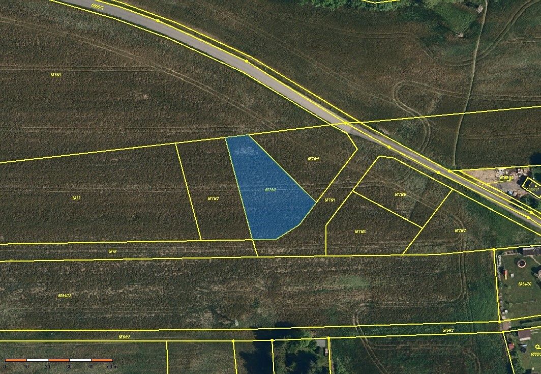 Dražba pole 1127 m², Staré Město – fotka 1 z 3