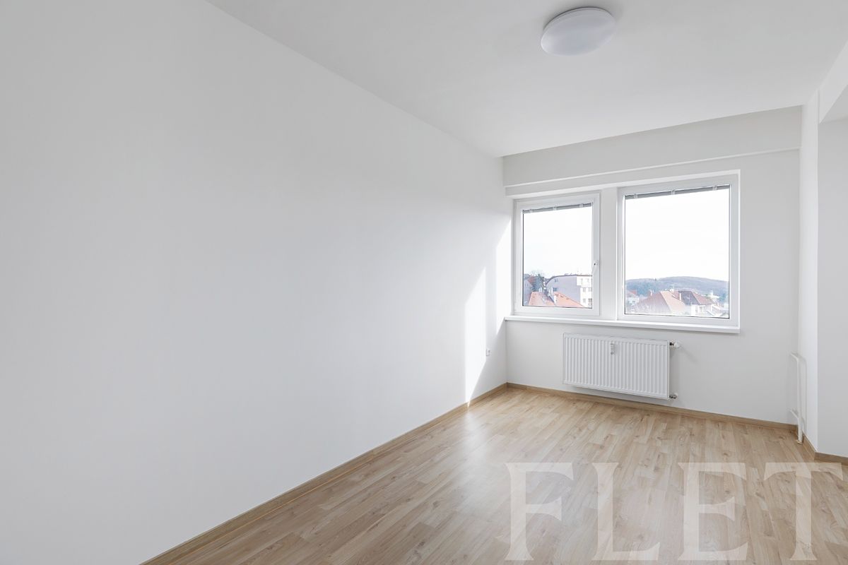 Pronájem bytu 1+kk 26 m² – fotografie 2