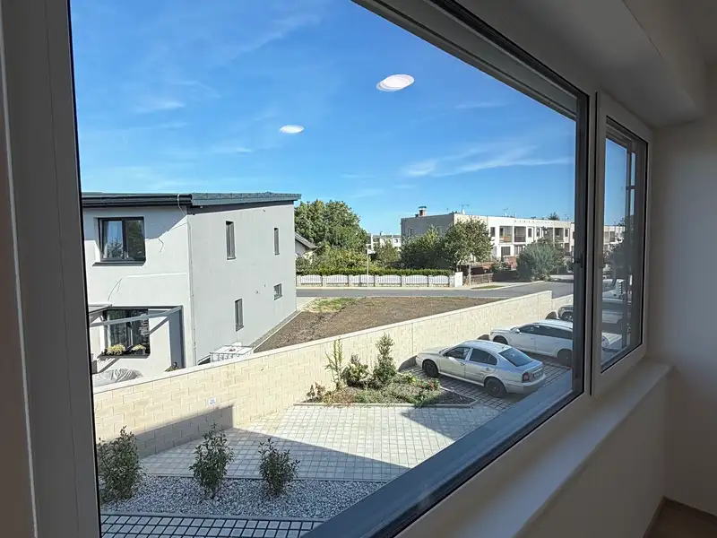 Pronájem bytu 1+kk 23 m², Mladá Boleslav – náhled fotky 3