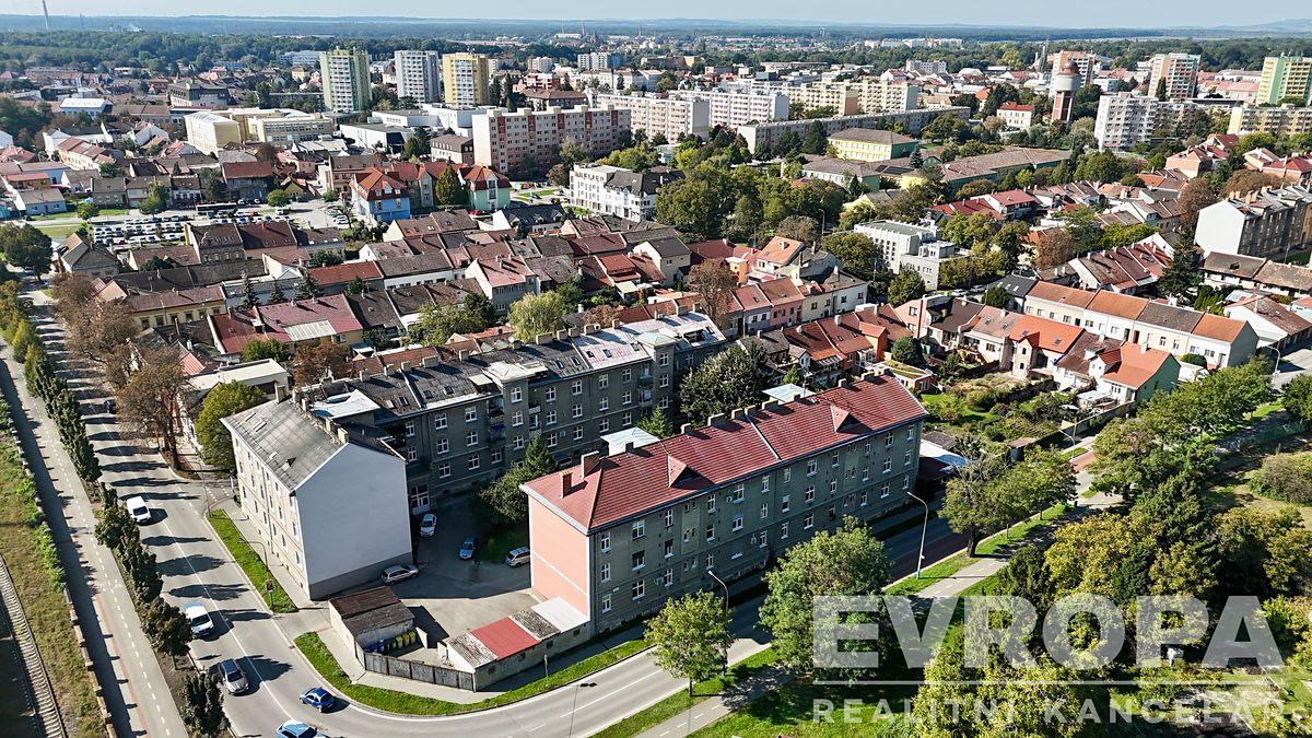 Pronájem bytu 1+1 65 m²