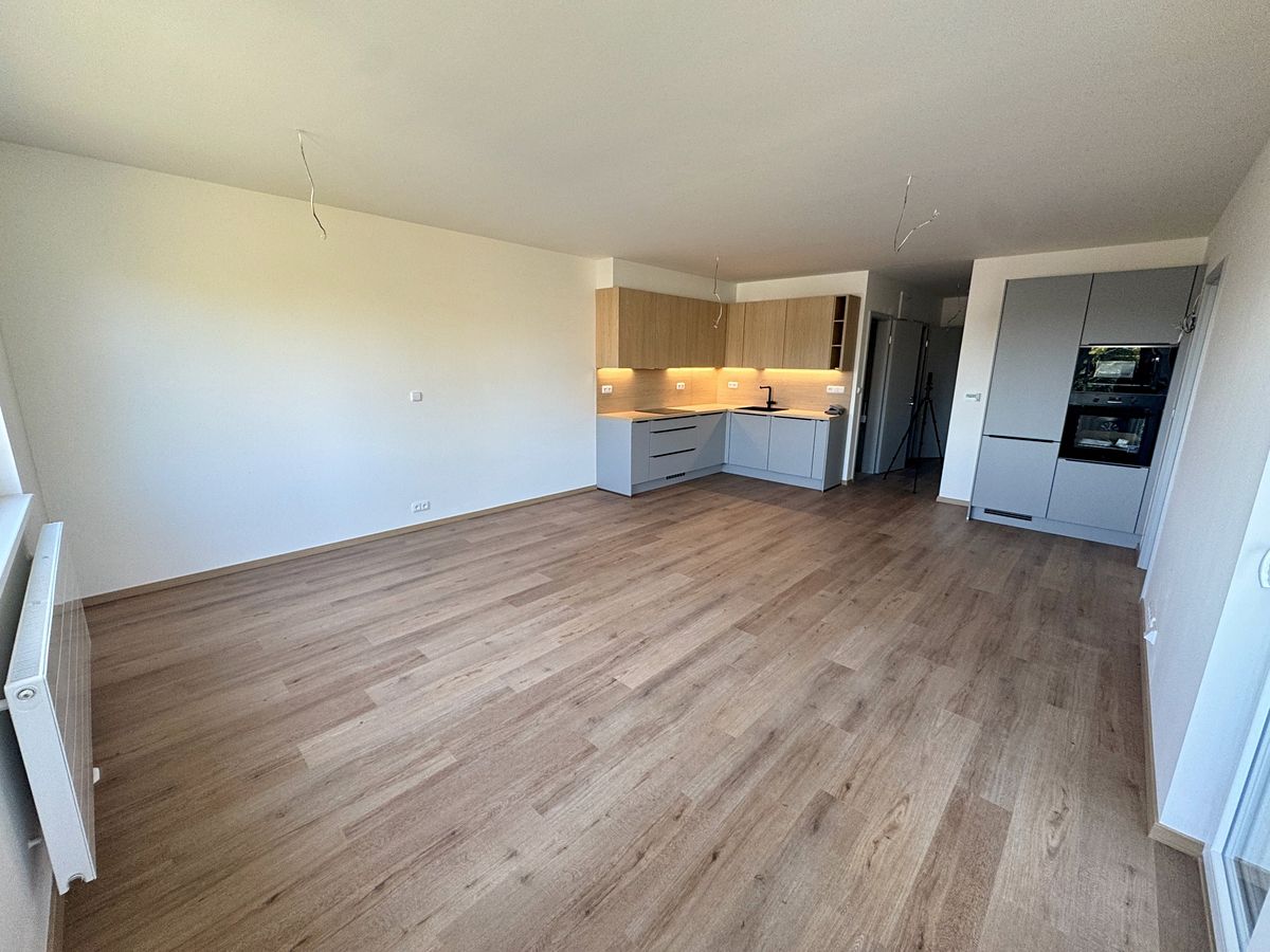 Pronájem bytu 3+kk 73 m² – fotografie 4