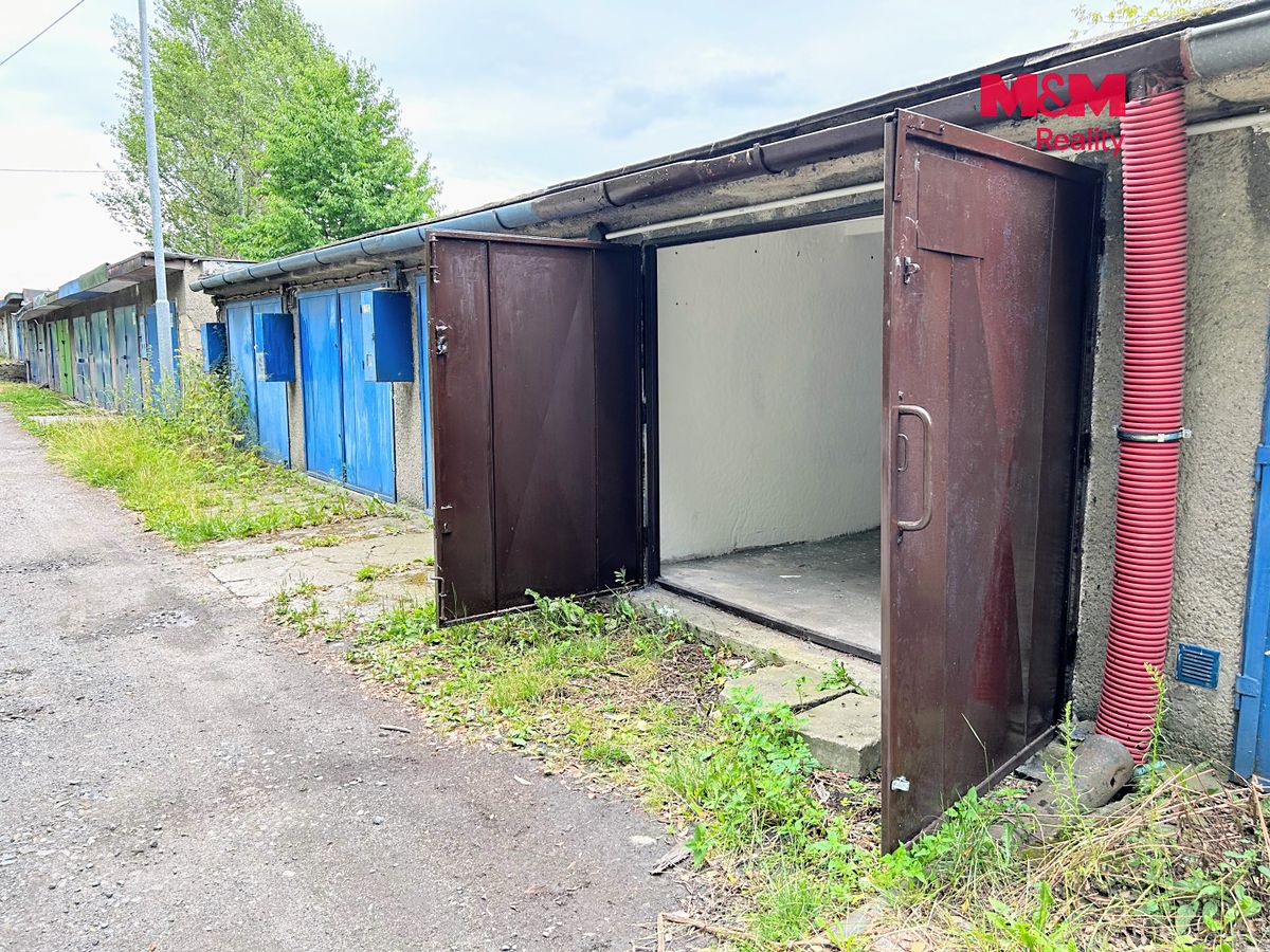Pronájem garáže 22 m² – fotografie 3