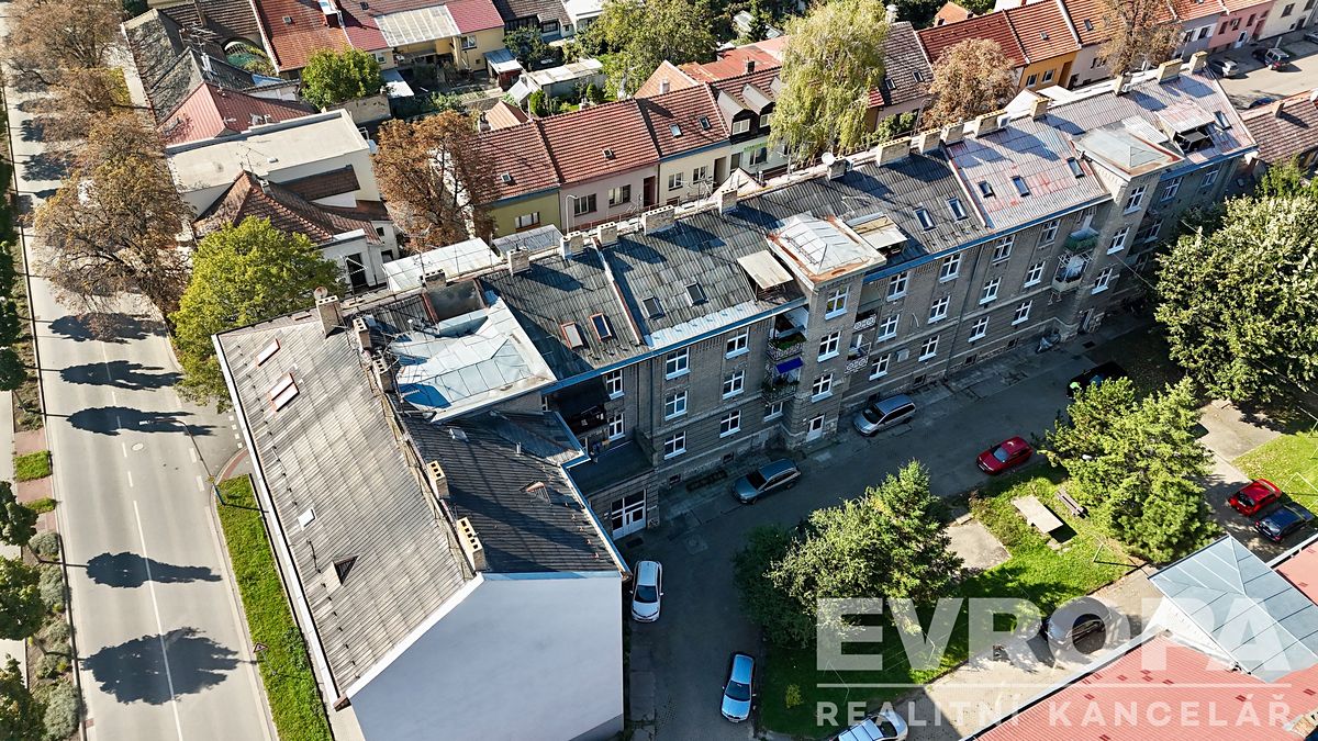 Pronájem bytu 1+1 65 m² – fotografie 2