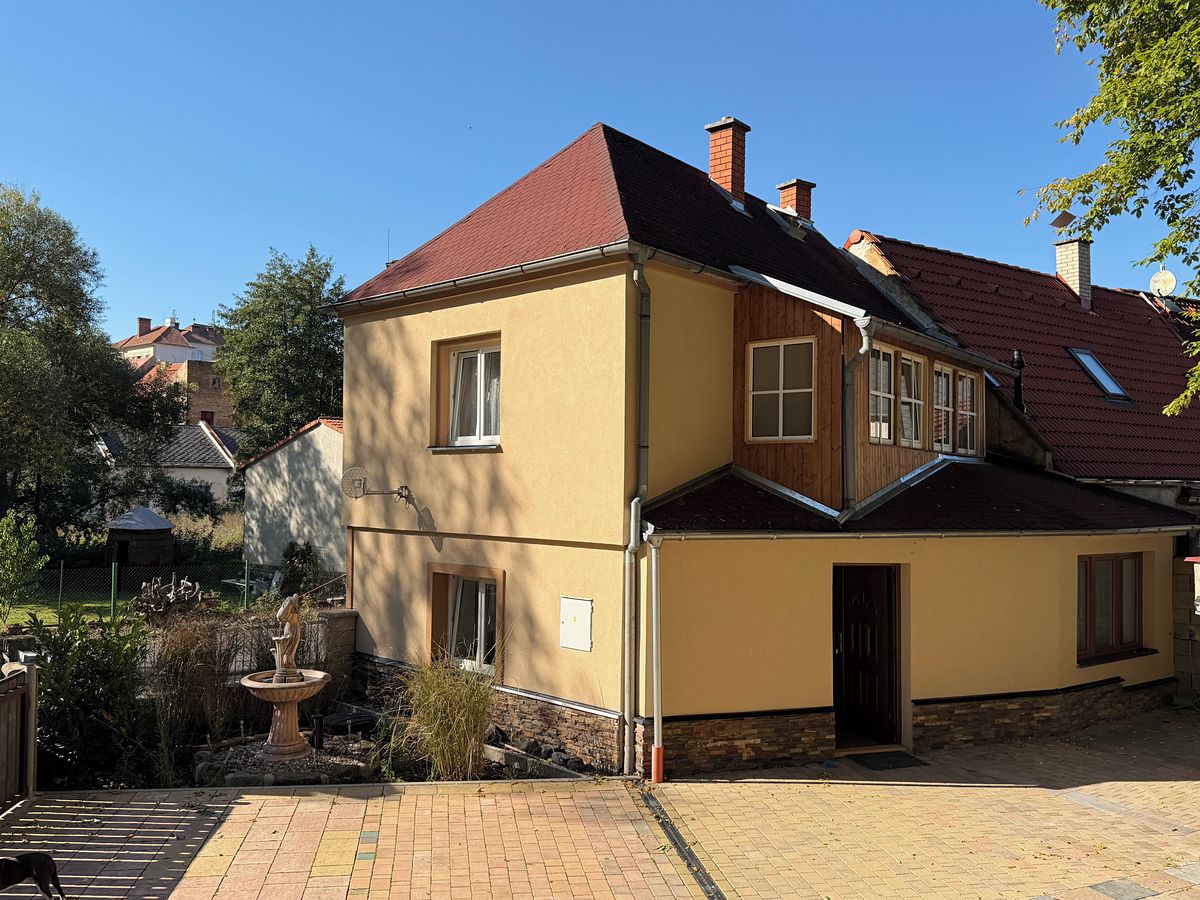 Pronájem rodinného domu 83 m², pozemek 140 m²