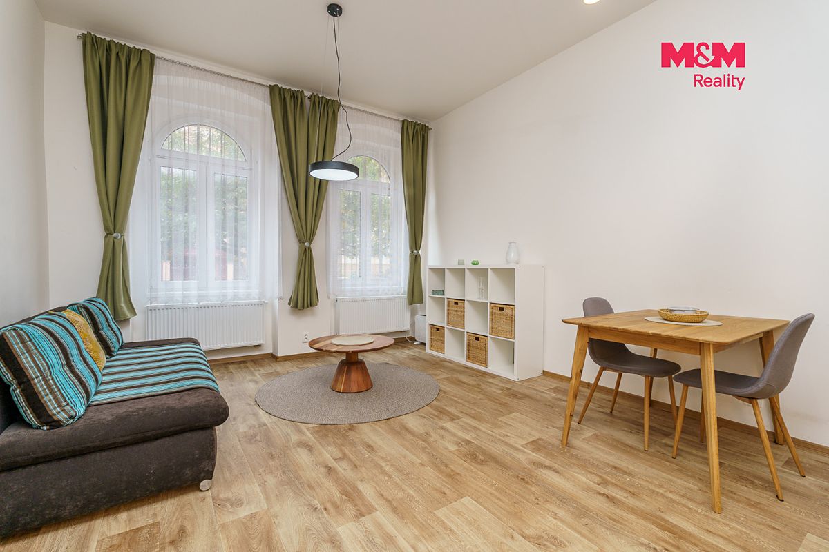 Pronájem bytu 2+kk 49 m² – fotografie 3