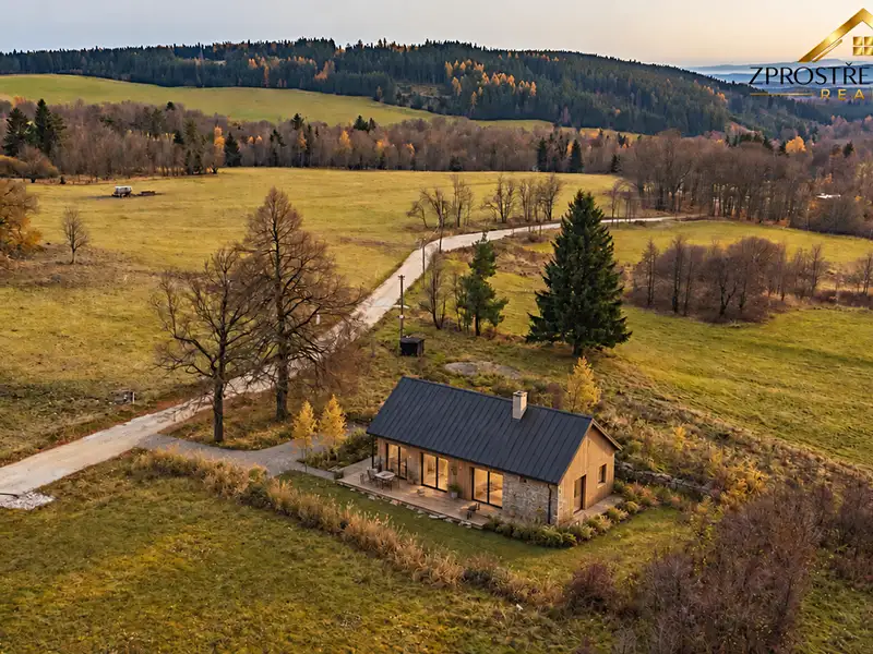 Prodej stavebního pozemku 598 m², Kraslice – náhled fotky 1