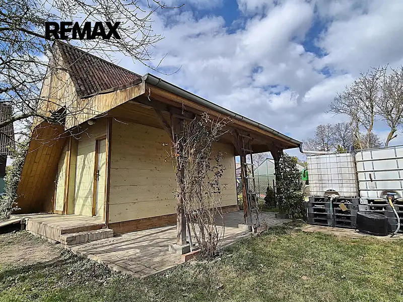 Prodej zahrady 572 m², Lenešice – náhled fotky 3