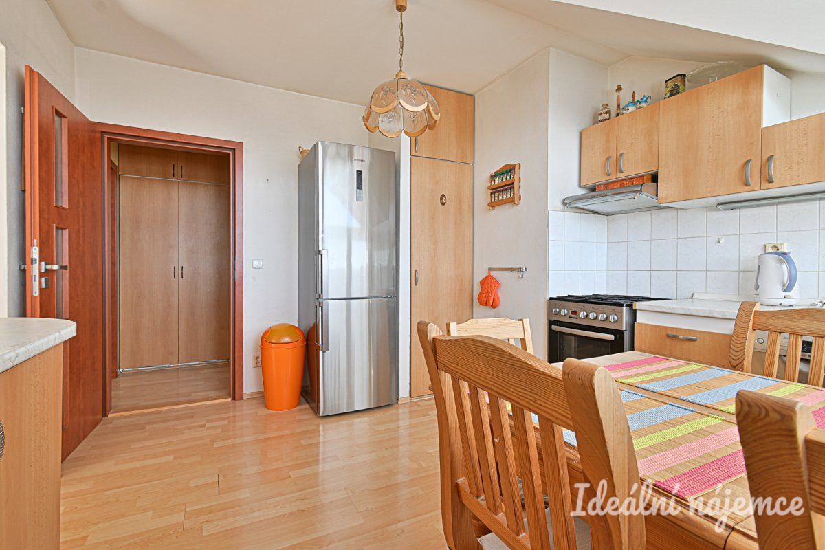 Pronájem bytu 3+1 67 m² – fotografie 3