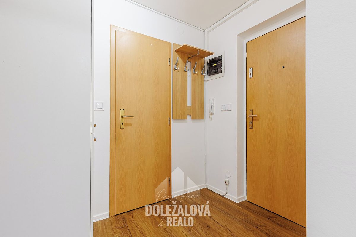 Pronájem bytu 2+kk 50 m² – fotografie 3