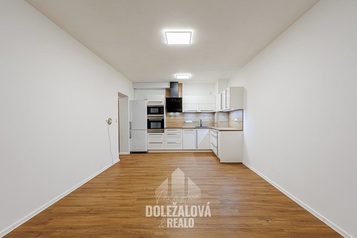 Pronájem bytu 2+kk 50 m² – fotografie 2