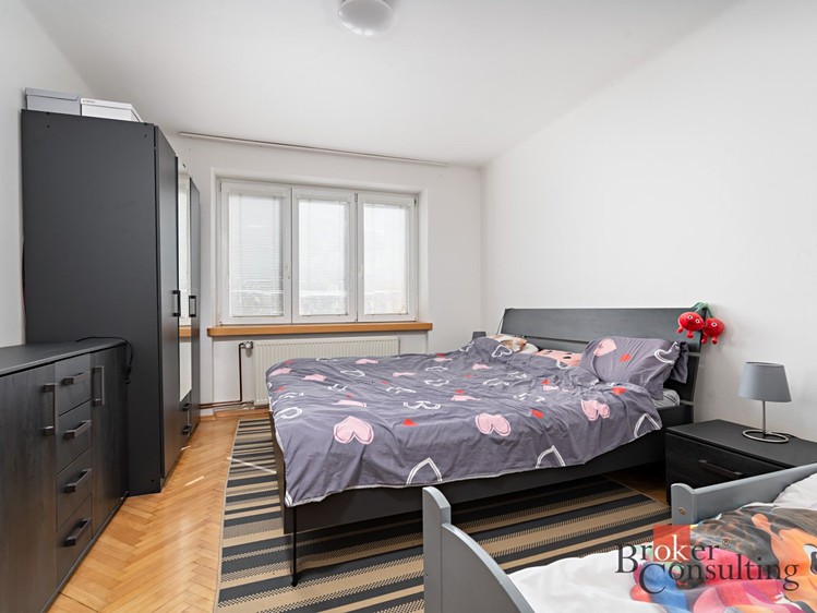 Wohnung 2+1 zum Kauf, 49 m² (1 von 10)