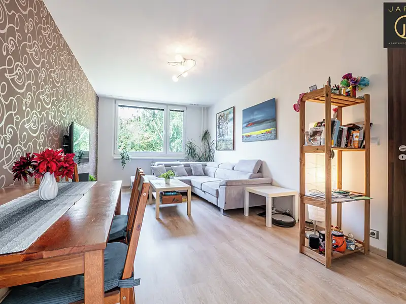 Prodej bytu 3+1 61 m², Praha – náhled fotky 2
