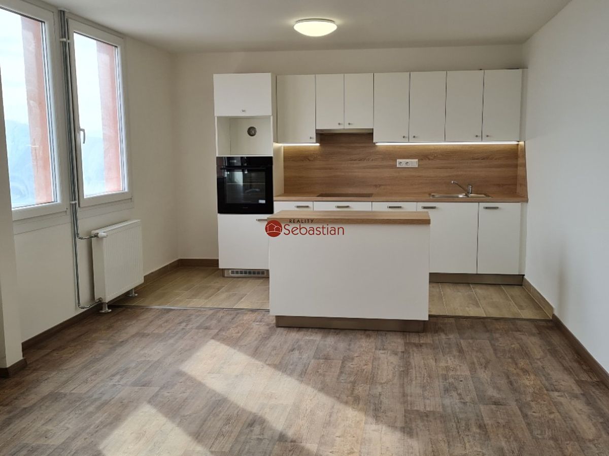 Pronájem bytu 3+kk 81 m²