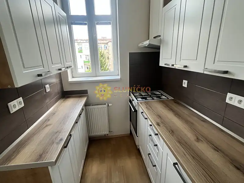 Pronájem bytu 3+kk 91 m², Hradec Králové – náhled fotky 2