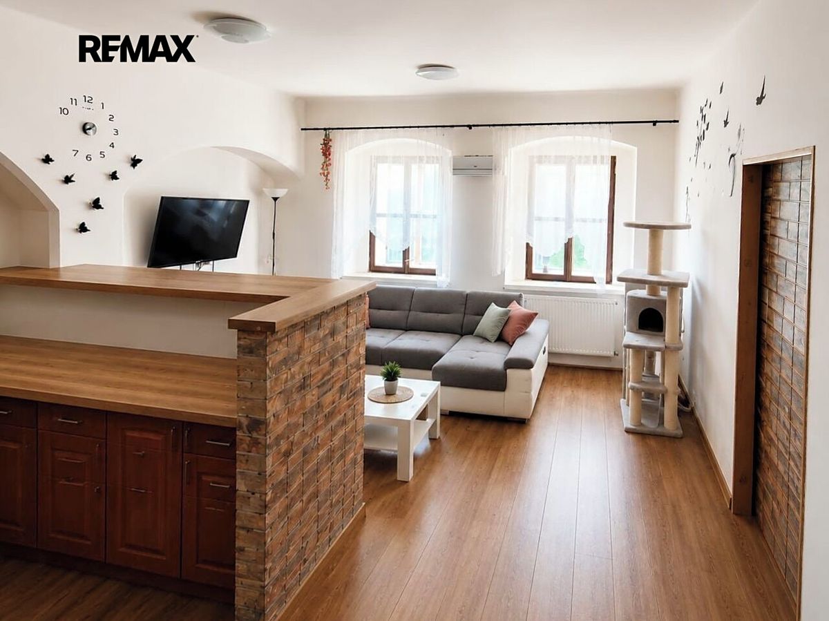 Pronájem bytu 4+1 145 m²