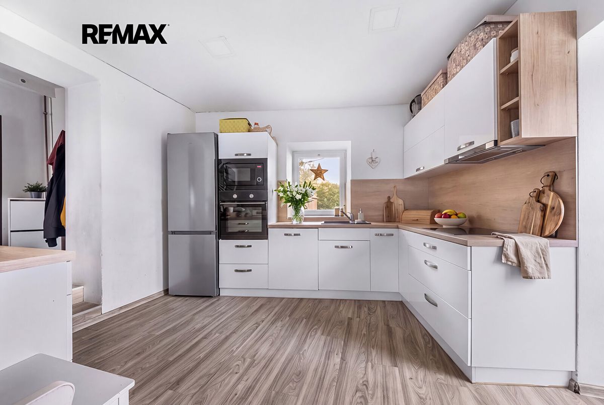 Prodej rodinného domu 124 m², pozemek 434 m² – fotografie 2