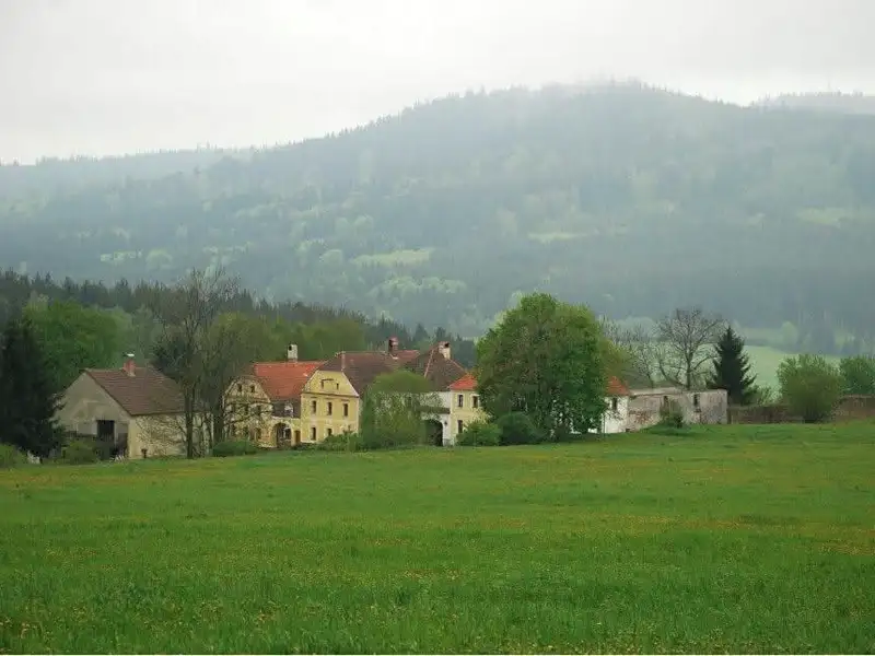 Prodej chalupy 250 m², pozemek 236 m², Chroboly – náhled fotky 2