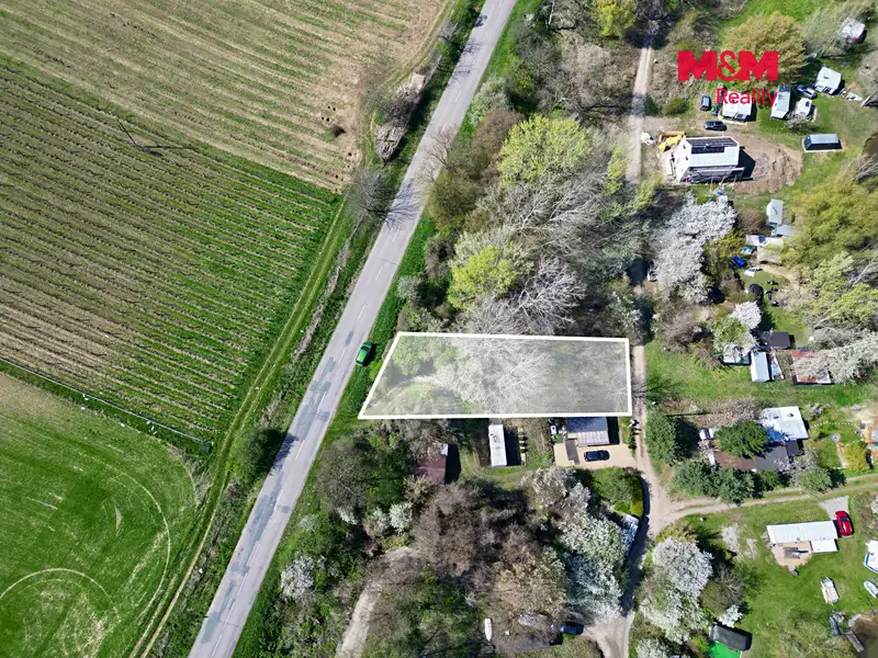Prodej pozemku 600 m², Dolní Věstonice – náhled fotky 3