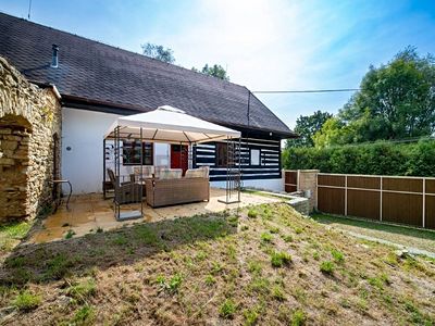Prodej rodinného domu 180 m², pozemek 5691 m²