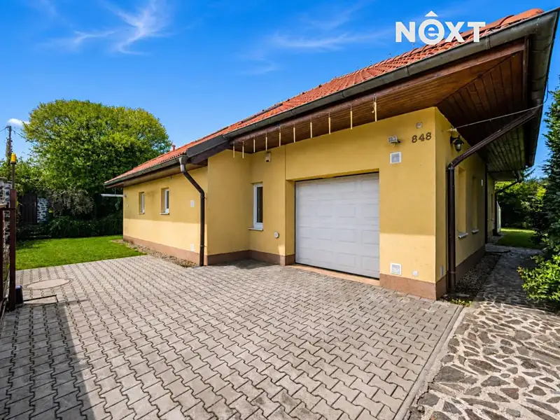 Prodej rodinného domu 337 m², pozemek 915 m², Praha – náhled fotky 3