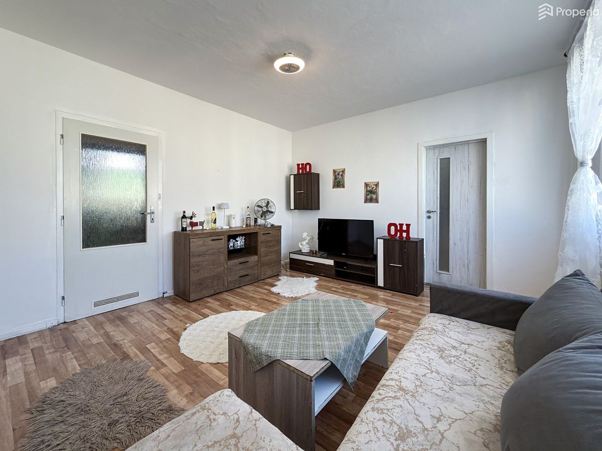 Prodej bytu 2+1 44 m² – fotografie 2