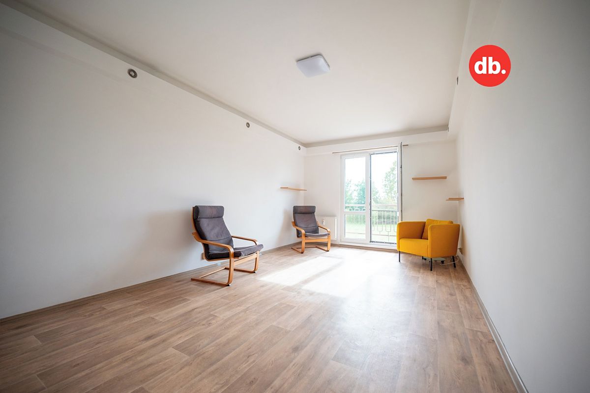 Pronájem bytu 3+1 72 m² – fotografie 3