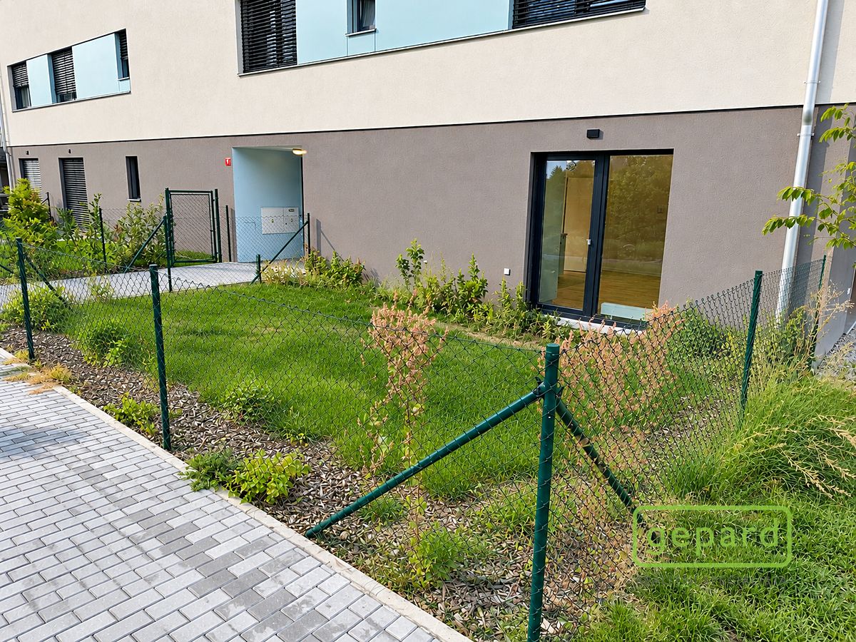 Pronájem bytu 1+kk 40 m² – fotografie 5