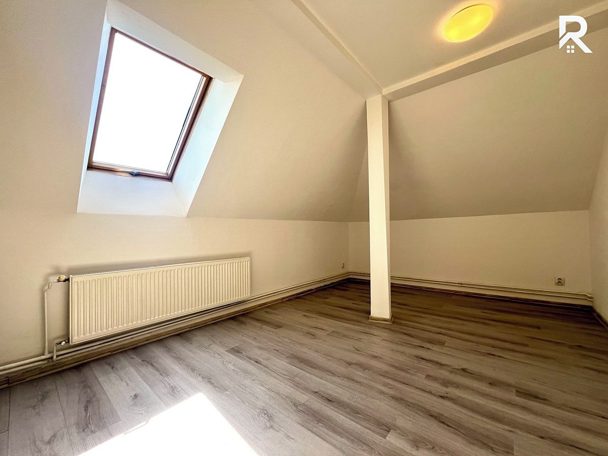 Pronájem bytu 2+1 66 m² – fotografie 3