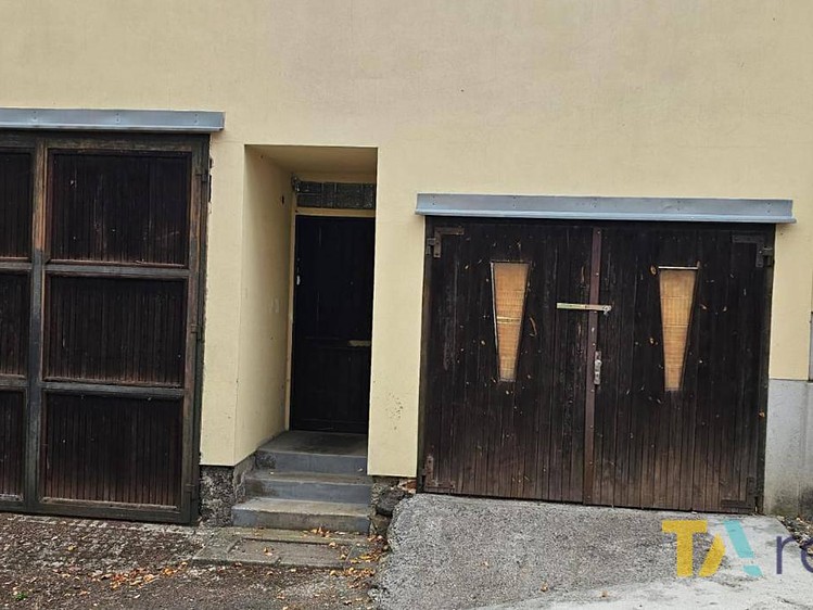 Будинок на продаж, 200 м² (3 з 22)