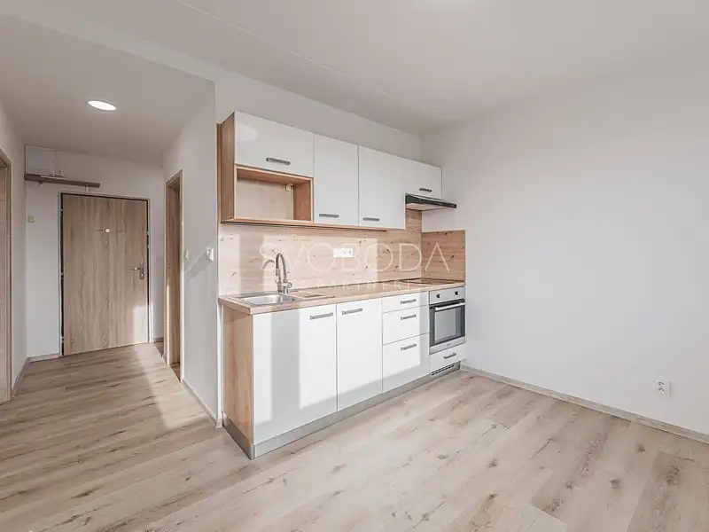 Prodej bytu 1+1 35 m², Hradec Králové – náhled fotky 3