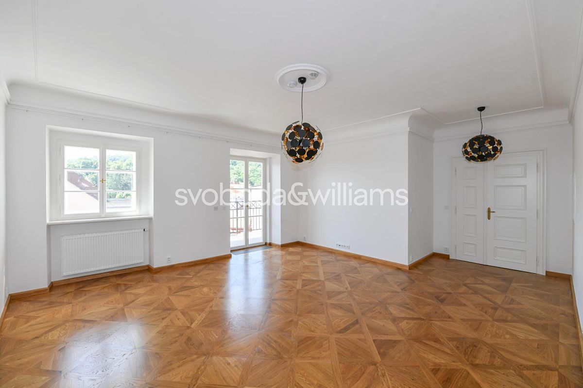 Pronájem bytu 3+1 106 m²