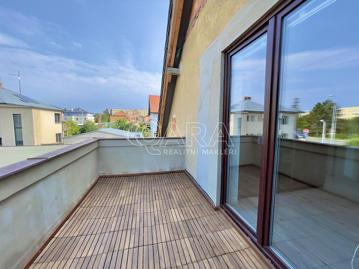 Pronájem bytu 3+kk 84 m² – fotografie 3