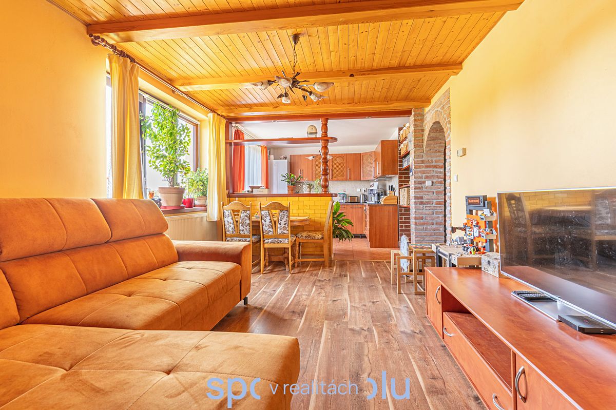 Pronájem bytu 3+kk 74 m²
