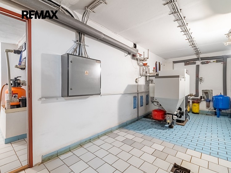 Prodej domu, 264 m² (36 z 49)
