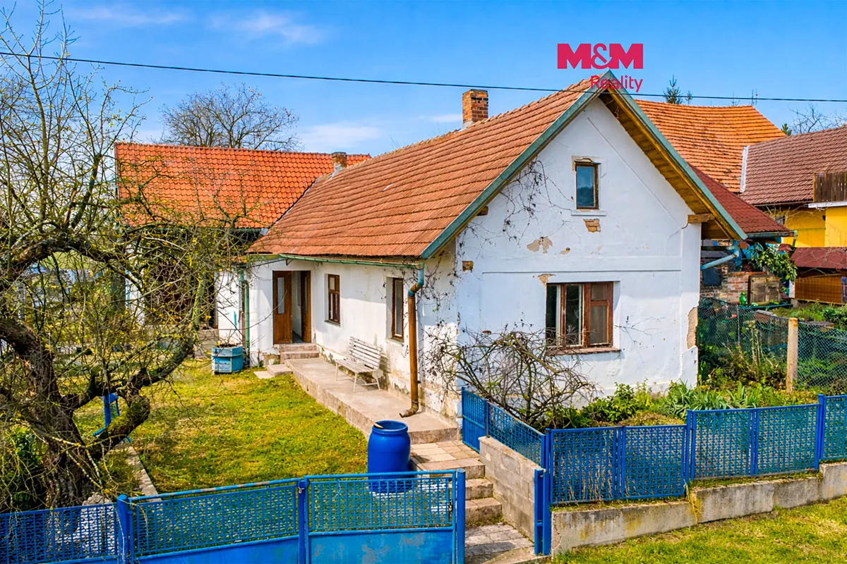 Prodej rodinného domu 82 m², pozemek 2864 m²