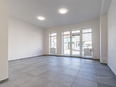 Комерційне приміщення в оренду, 50 м² (3 з 10)