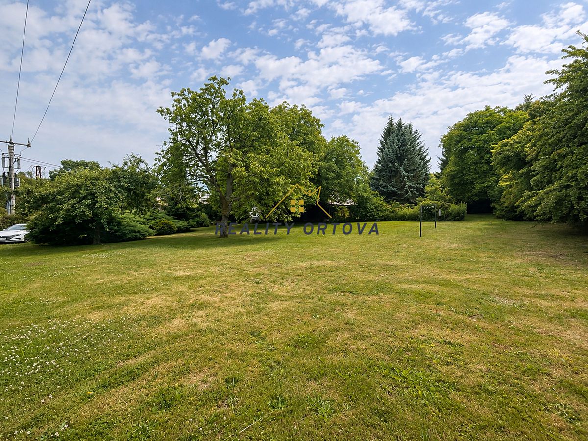 Prodej rodinného domu 180 m², pozemek 1830 m² – fotografie 2