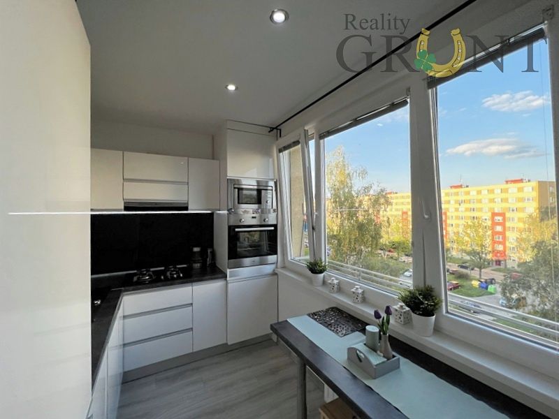 Pronájem bytu 3+1 72 m² – fotografie 3