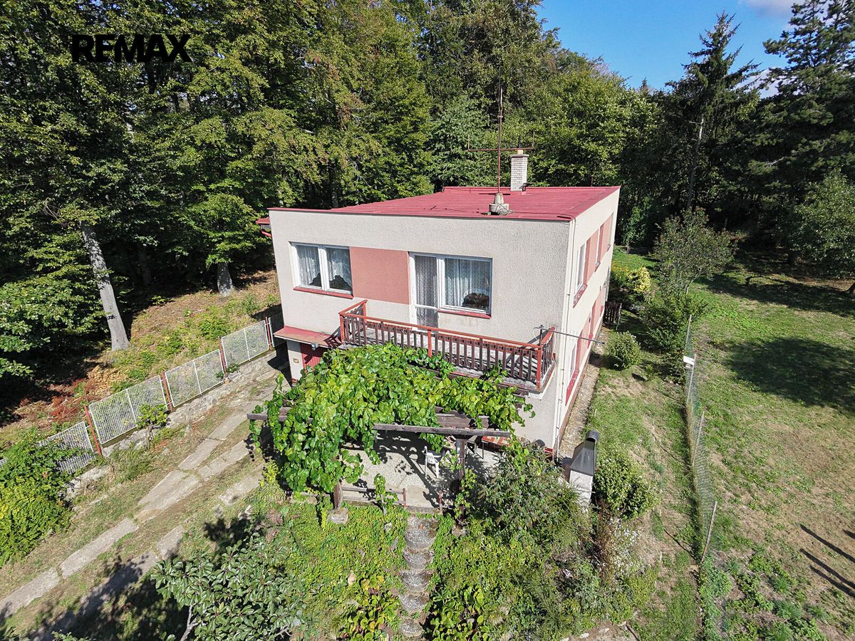 Prodej rodinného domu 180 m², pozemek 601 m²
