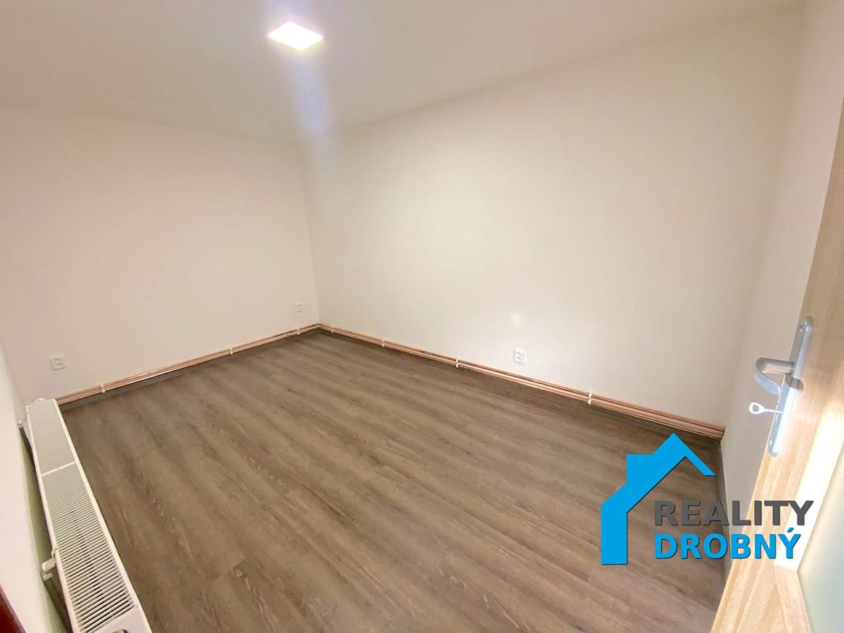 Pronájem bytu 2+kk 40 m² – fotografie 5