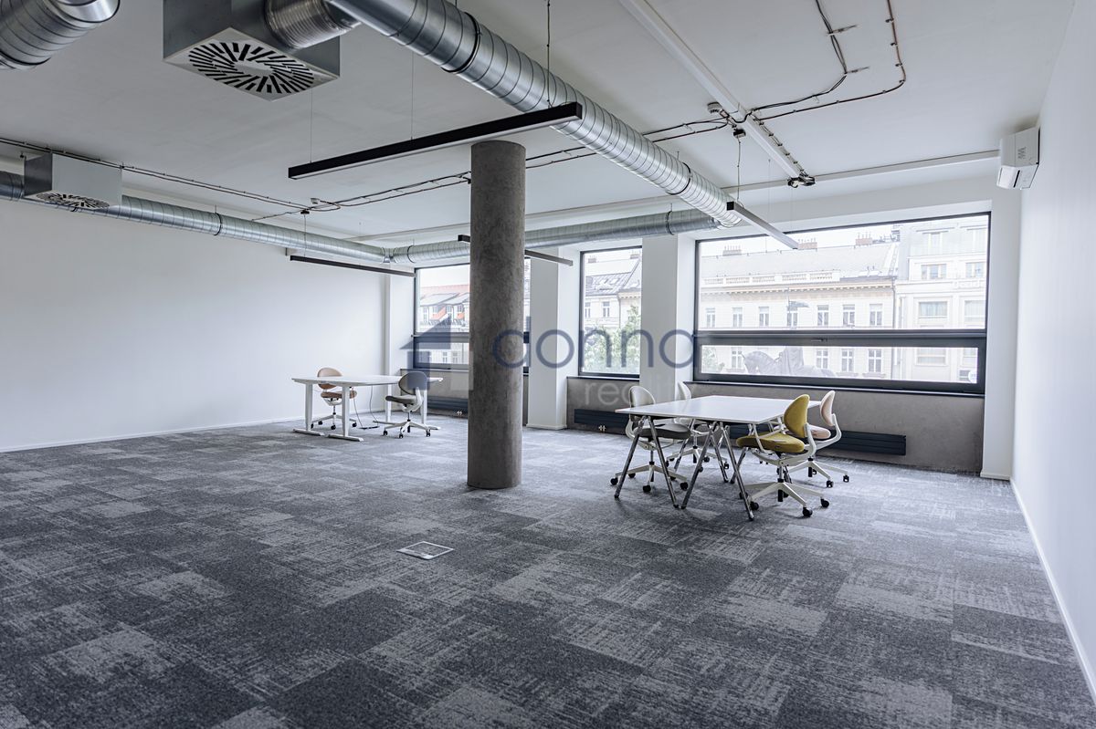 Pronájem kanceláře 113 m² – fotografie 2
