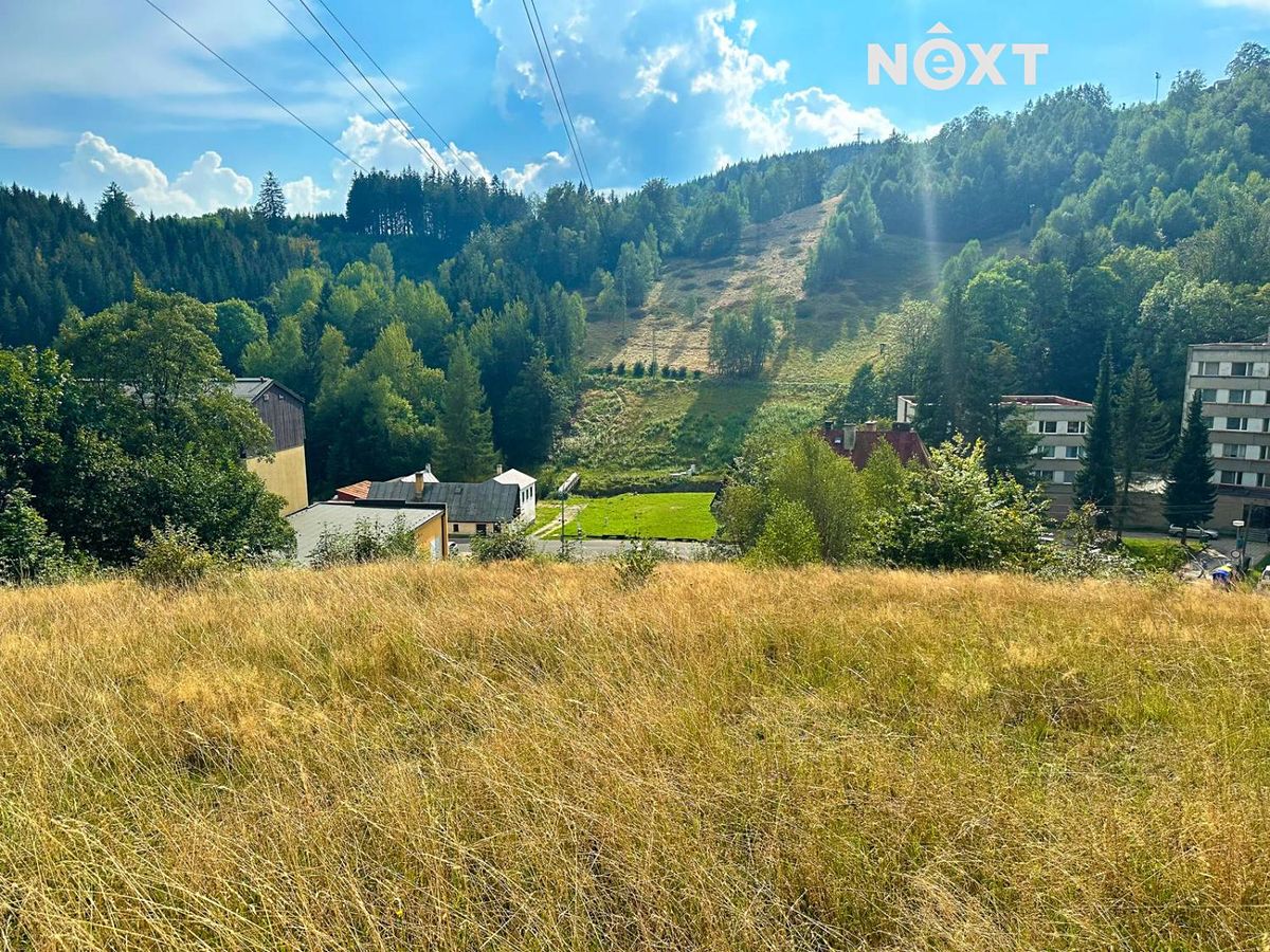 Prodej stavebního pozemku 1270 m² – fotografie 2