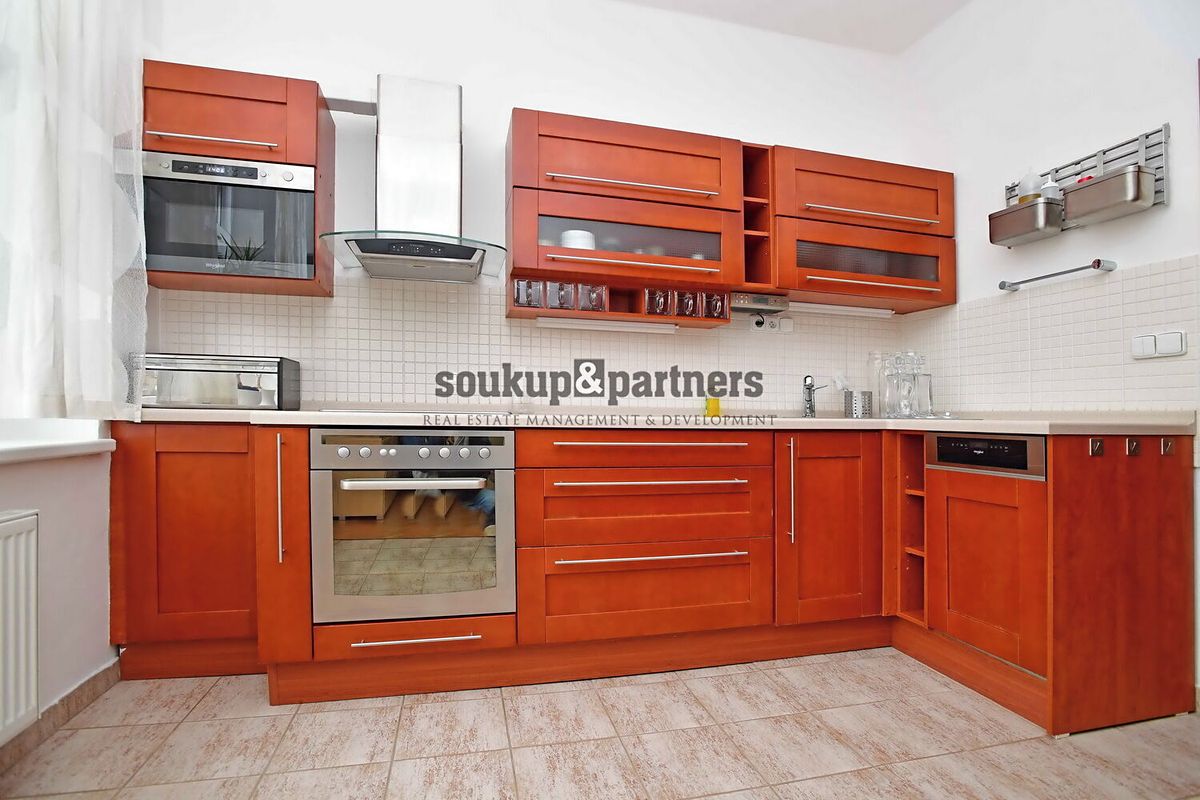 Pronájem bytu 3+1 98 m² – fotografie 5