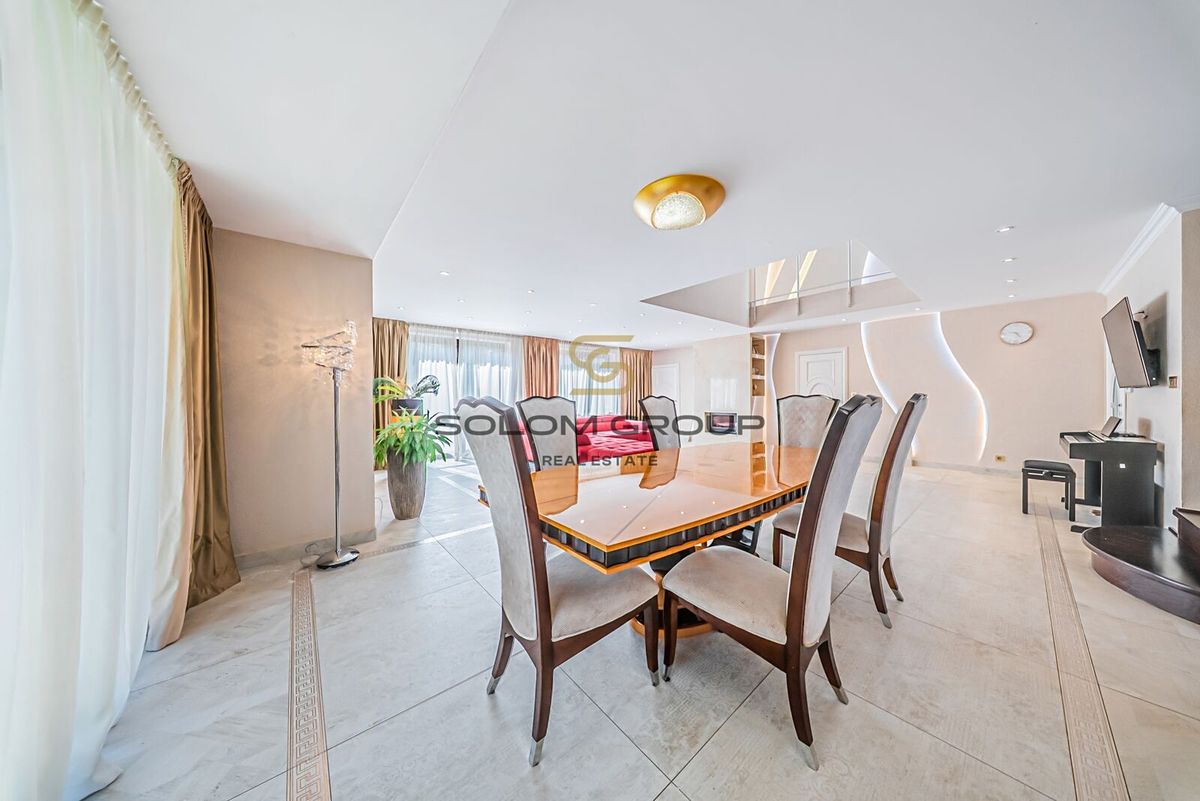 Prodej rodinného domu 212 m², pozemek 800 m² – fotografie 4