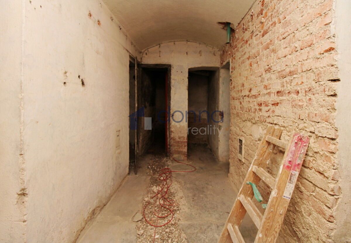 Pronájem obchodního prostoru 83 m² – fotografie 4