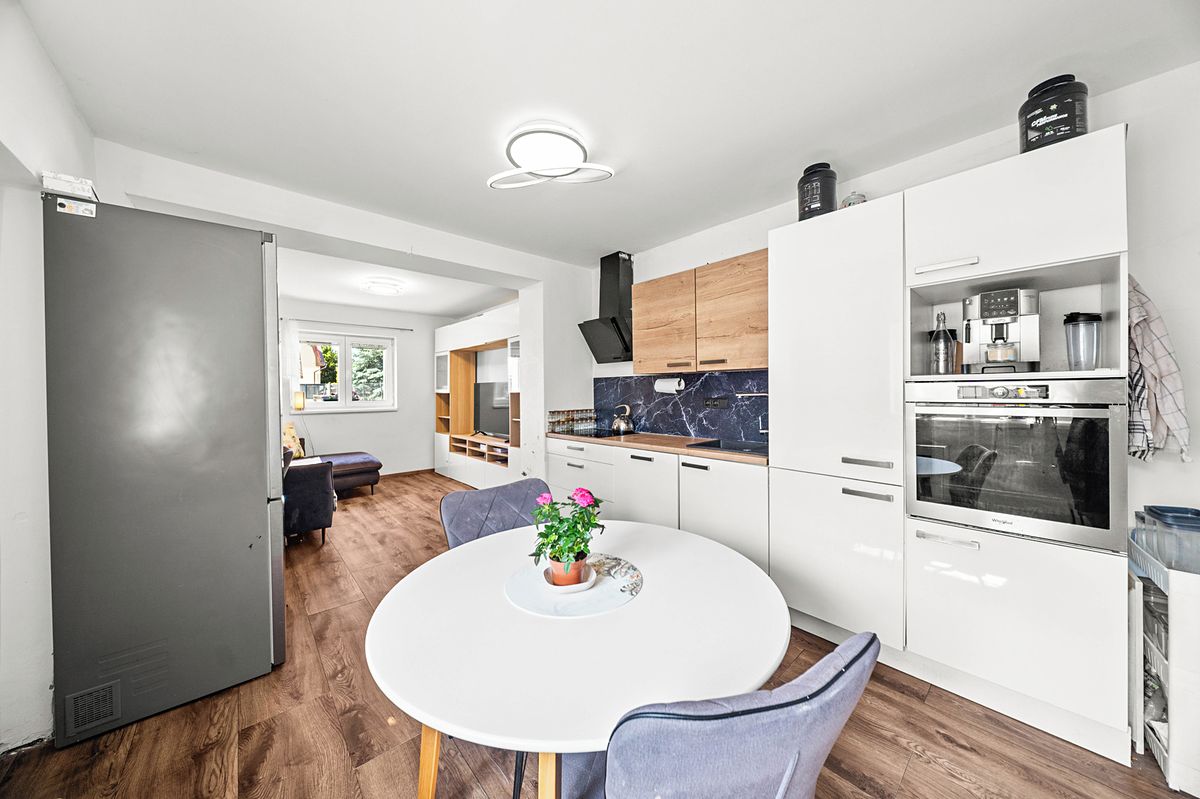 Prodej rodinného domu 56 m², pozemek 1044 m²