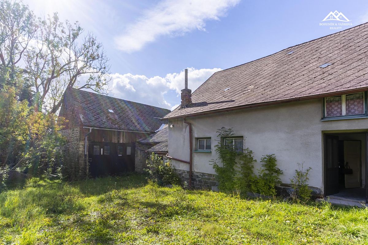 Prodej rodinného domu 70 m², pozemek 1370 m² – fotografie 3
