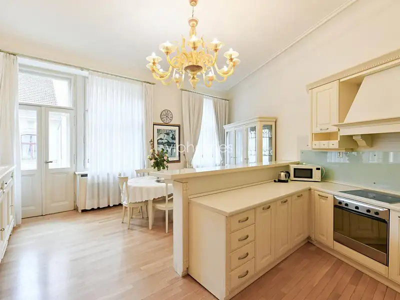 Pronájem bytu 3+kk 122 m², Praha – náhled fotky 3